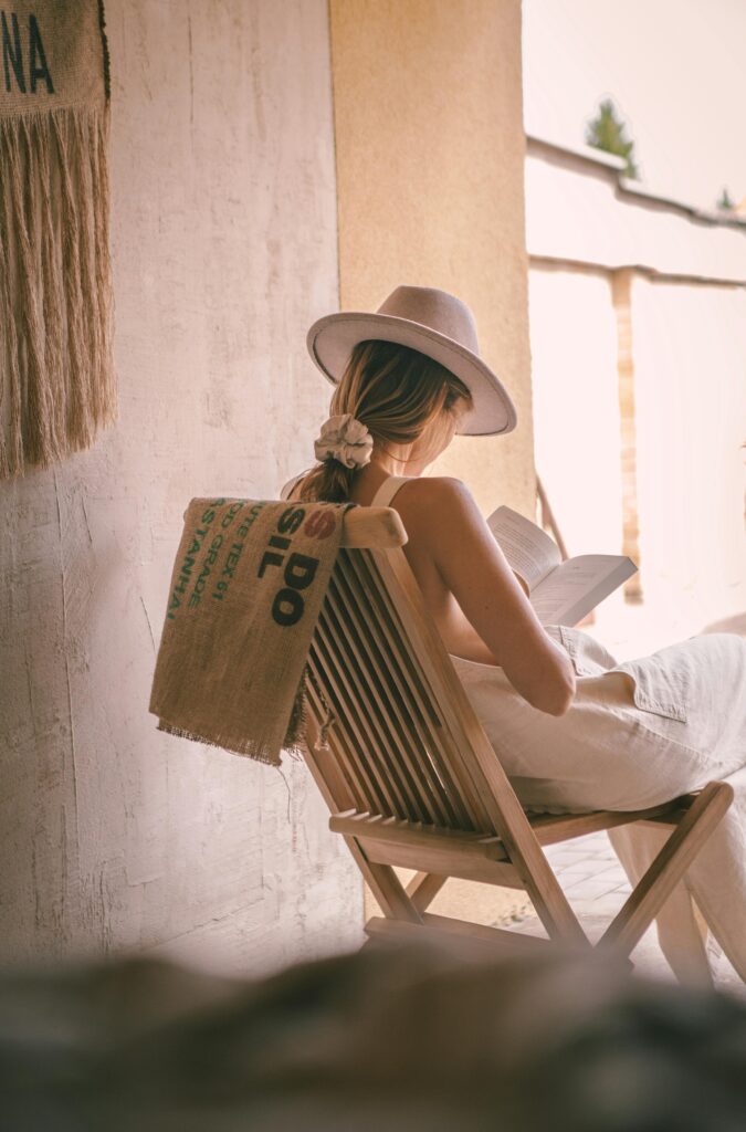 mujer leyendo